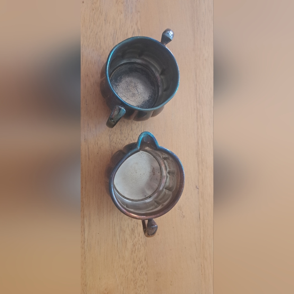 WM A Rogers Silverplate Creamer and Sugar Containers